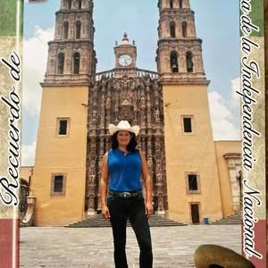 Meet your Posher, Rose